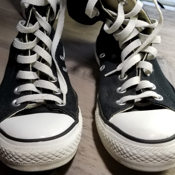 Converse Chuck Taylor All-Stars Tall Sneaker W7 M5 - Picture 3 of 8